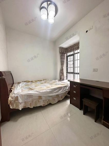 北京嘉多利花园2室1厅76.8平低楼层/共25层