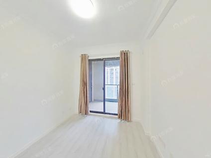 北京骏丰玲珑坊东苑2室1厅73.8平中楼层/共26层