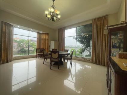 北京碧桂园6室3厅513平中楼层/共3层