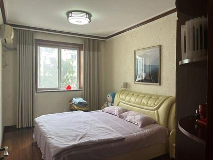 南京庆丰小区4室2厅165平中楼层/共4层