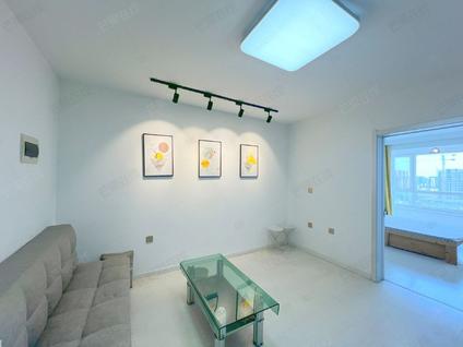 北京双E港2室2厅67平中楼层/共33层