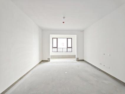 北京中建锦绣首府4室2厅135平中楼层/共18层
