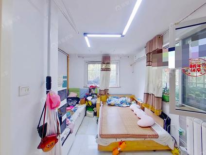 北京保利西山林语2室1厅55.7平低楼层/共8层