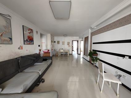 北京龙田府邸3室2厅140平低楼层/共18层