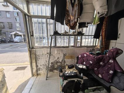 淮安化工新村(一区)2室2厅76平低楼层/共5层