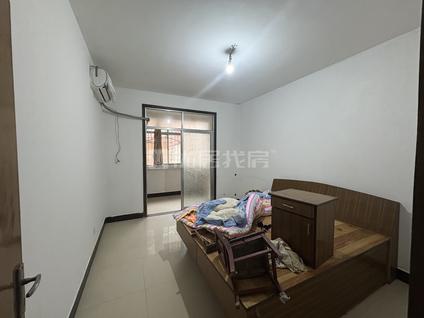 北京针织厂家属院2室1厅72平低楼层/共6层