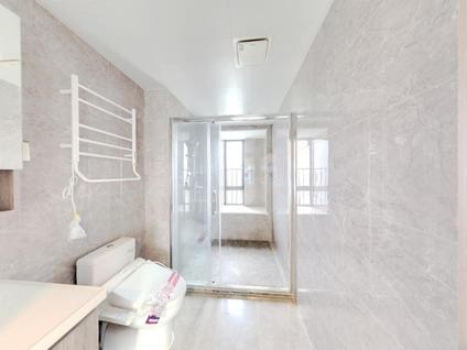 湛江招商国际邮轮城5室2厅185平中楼层/共31层