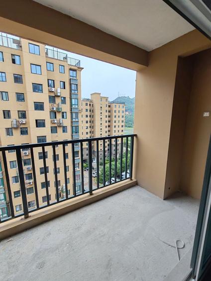 北京象松嘉园3室2厅98平高楼层/共11层