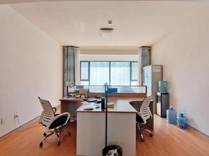 济南绿地IFC中央公馆B9地块4室2厅148.08平中楼层/共17层