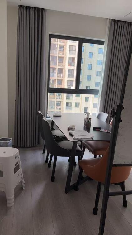 北京金水湾大厦3室2厅137.6平中楼层/共18层