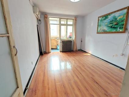 北京南兴隆社区教委楼小区2室1厅61.88平中楼层/共7层