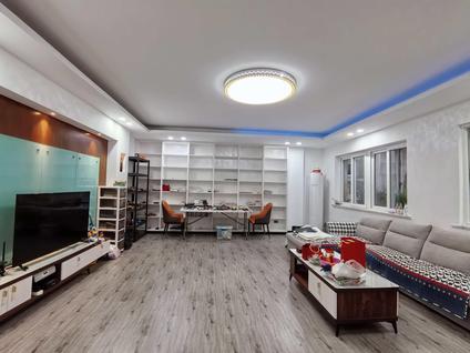 北京行前大厦3室2厅149.5平低楼层/共25层