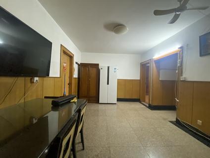 北京东安公寓2室1厅83.44平低楼层/共33层