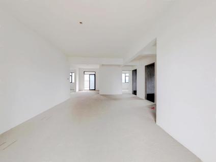 武汉金湖湾3室2厅124.5平中楼层/共34层