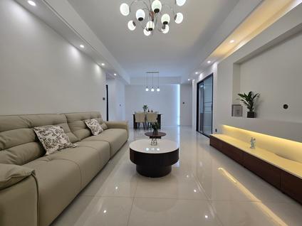 北京香江国际3室2厅94.17平高楼层/共27层