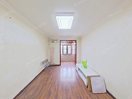 北京五里店小区3室1厅54.93平中楼层/共5层