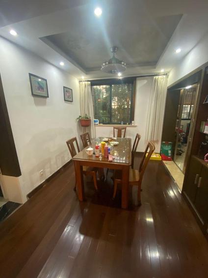 北京金纬东苑3室2厅123.5平低楼层/共6层