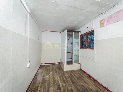北京凤山新村2室0厅33.11平低楼层/共2层