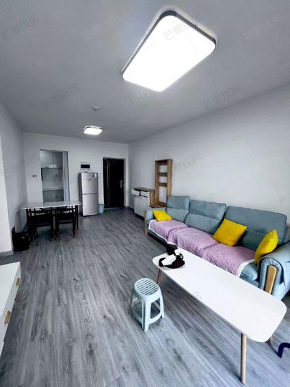 沈阳太湖国府壹号2室1厅83平高楼层/共25层