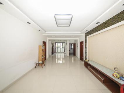 北京阳光新天地3室2厅139平低楼层/共6层