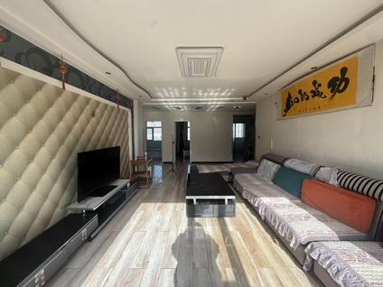 北京景岳公寓3室2厅128平高楼层/共18层