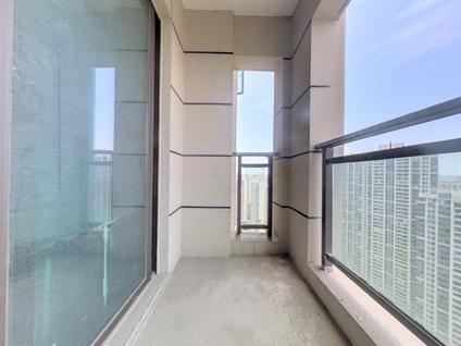 宜昌中建宜昌之星C区4室2厅156.53平高楼层/共44层