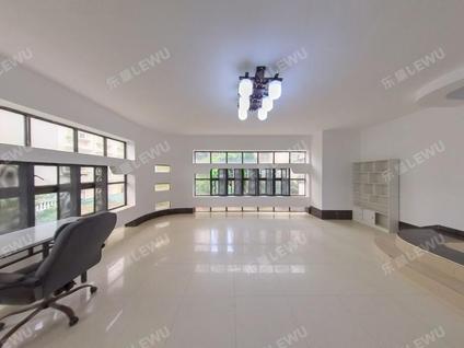 北京莲花山庄(三村)8室3厅320.44平低楼层/共1层