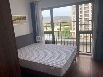 北海嘉和冠山海2室2厅68.09平低楼层/共32层