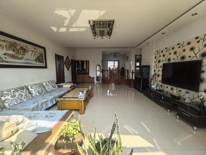 北京金沙华府3室2厅107.21平高楼层/共6层