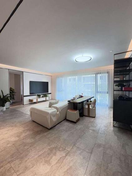 北京中海寰宇天下(熙山府)4室2厅145平低楼层/共15层