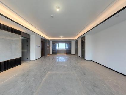 北京招商臻园3室2厅170.38平高楼层/共19层