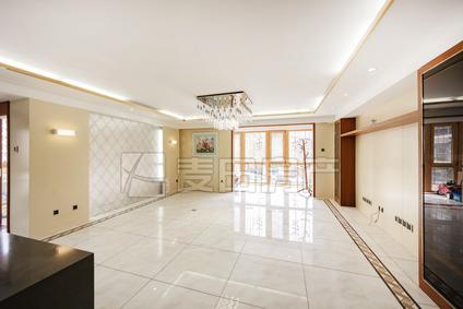 北京富贵园(一区)4室2厅208.72平低楼层/共11层