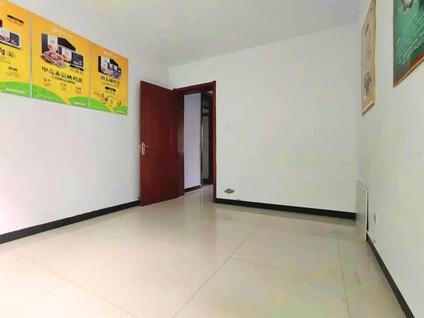 北京碧峰家园(二区)3室1厅96平低楼层/共6层