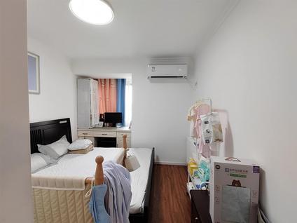 南京凤来南园2室1厅66平中楼层/共29层