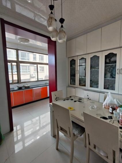 北京嘉和苑3室2厅113平中楼层/共6层