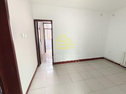 北京远大商住楼1室2厅43平高楼层/共6层