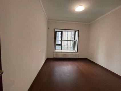 北京赣铁九龙府4室2厅168平低楼层/共13层