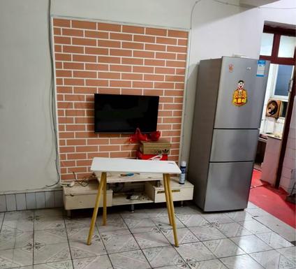 北京麻纺厂宿舍楼2室2厅68平中楼层/共5层