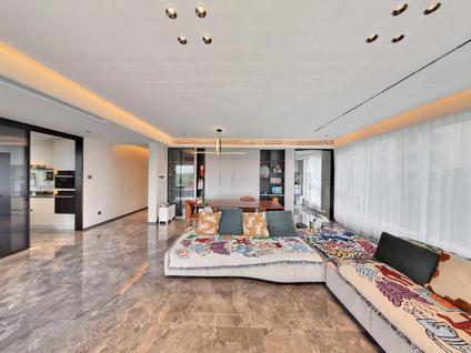 北京维科望江府3室2厅175平低楼层/共11层