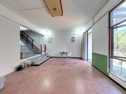 北京佳馨美墅4室2厅177.77平低楼层/共5层