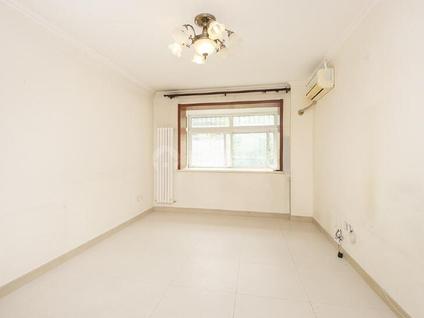 北京新建宫门路21号院2室1厅56.2平低楼层/共4层