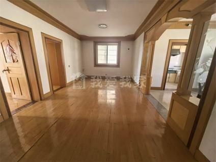 北京幸福新村2室2厅103平中楼层/共4层