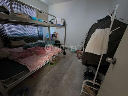 北京钓鱼台小区2室2厅86平中楼层/共18层