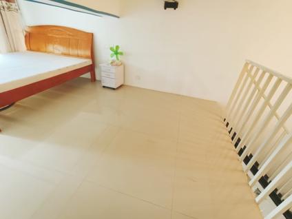 北京金湾花园1室2厅44平低楼层/共26层