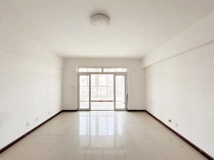 兰州阳光家园紫荆苑4室3厅202平高楼层/共11层