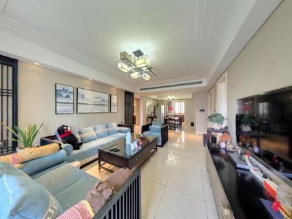 北京南长安街壹号(一期)4室2厅142.23平中楼层/共8层