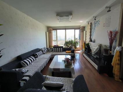 西宁虎台省委组织部家属院3室2厅151平中楼层/共33层