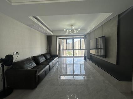 宿州祥生江山樾4室2厅149平中楼层/共33层