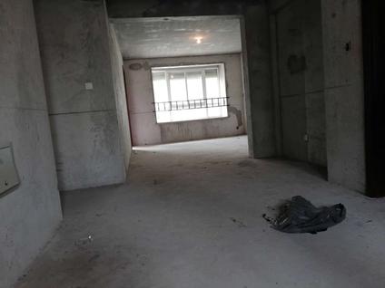 北京加州庄园3室2厅128平低楼层/共5层