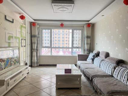 北京新华联家园一期3室2厅139平中楼层/共13层